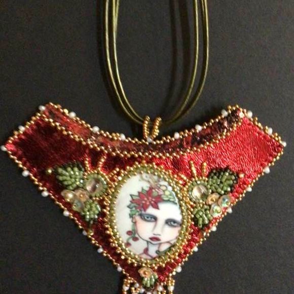 Handmade OOAK Bead Embroidered Necklace - Picture 2 of 4